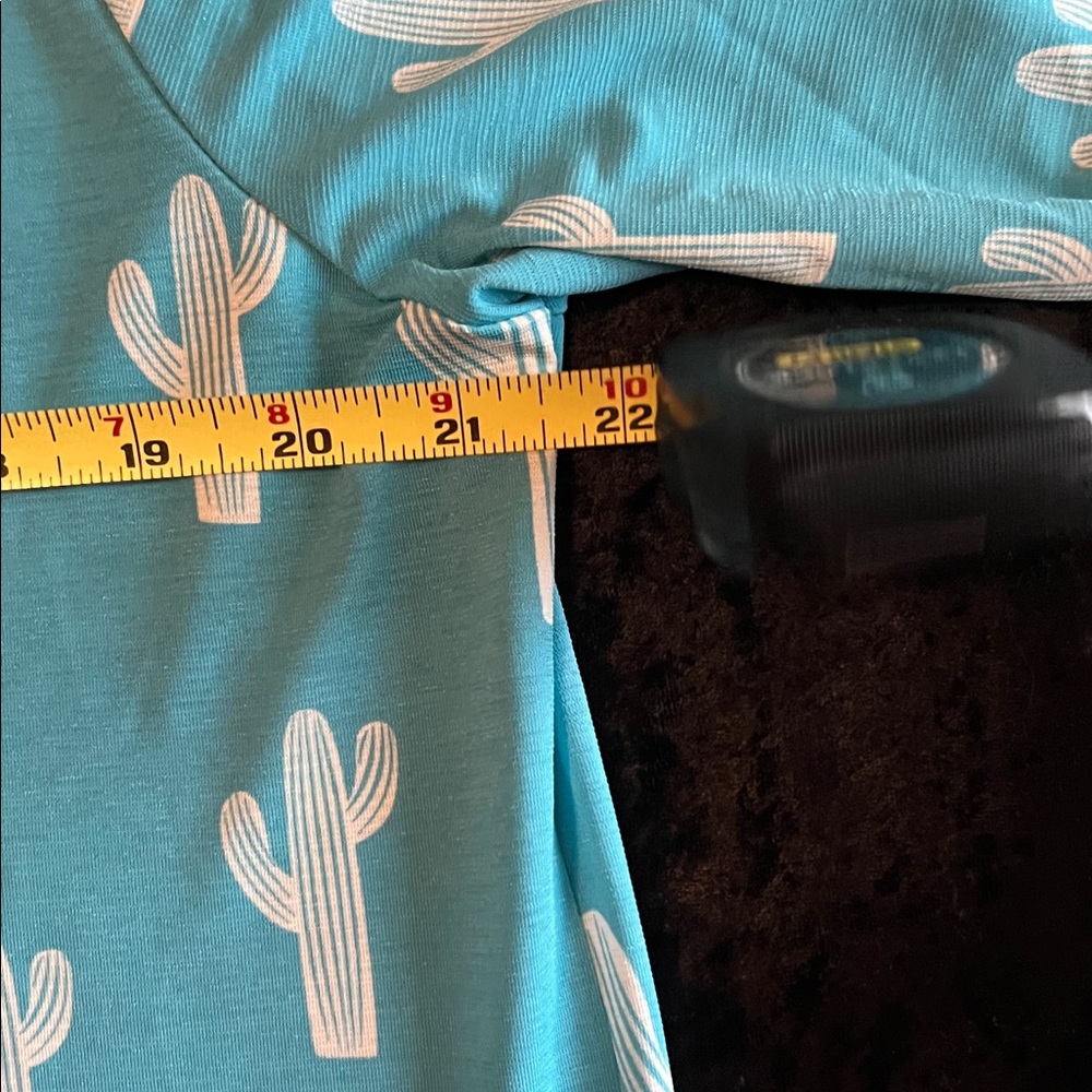 Cowgirl Hardware - Cactus Print Blouse - Picture 5 of 5